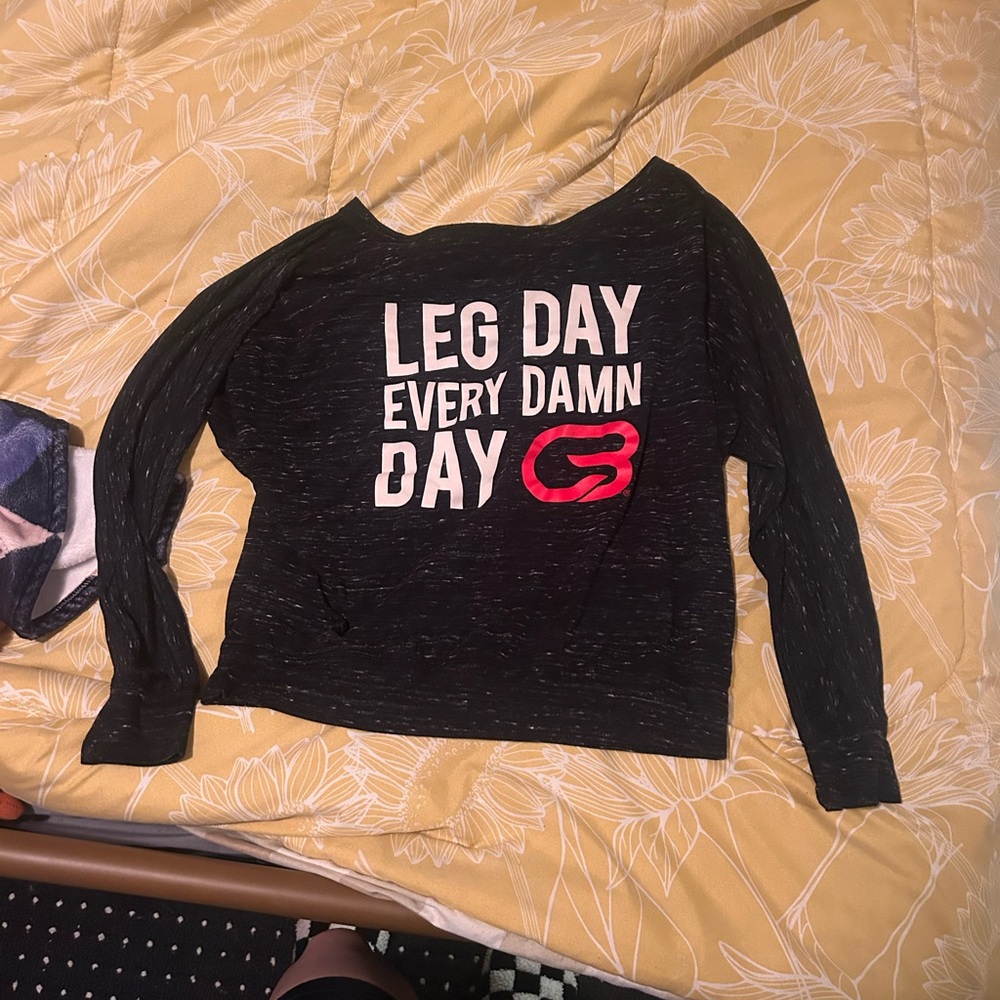 Black 'Leg Day Every Damn Day' Long Sleeve Cycle Bar